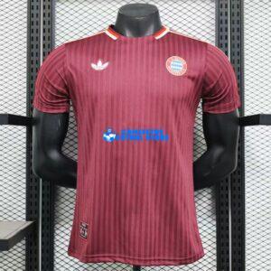 Maglia Bayern Munich Pre - Partita Calcio 2025/2026 (EDIZIONE GIOCATORE)