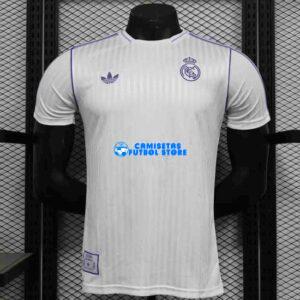 Maglia Real Madrid Pre - Partita Calcio 2025/2026 (EDIZIONE GIOCATORE) Bianco